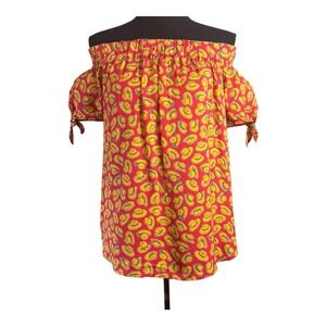 Wrangler Retro Off Shoulder Cowboy Hat Print Red-Orange Yellow Short Tie Sleeve